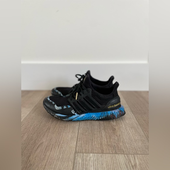 Adidas UltraBoost DNA ‘Chinese  New Year’ - Picture 4 of 8